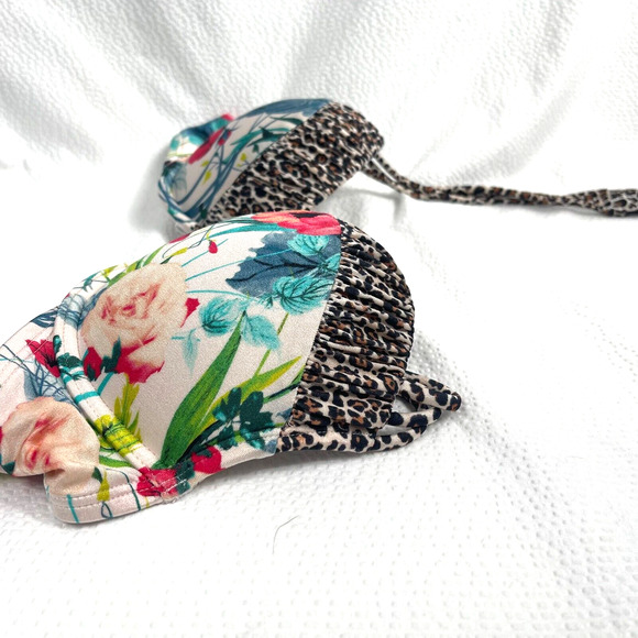 Victoria's Secret The Bombshell Animal Floral Add 2 Cups Halter Bikini Top 36B - Picture 6 of 6